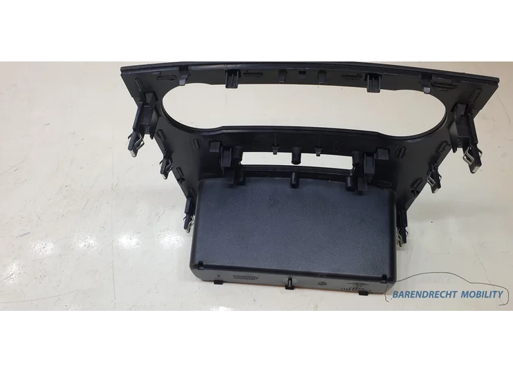 mercedes-w169-a-klasse-dashboard-frame-paneel-frontpanel-omlijsting-interieur-afdekkap-a1696802339-nette-staat-gebruikt-origineel-2004-2005-2006-2007-2008-2009-2010-2011-2012-barendrecht-mobility-service