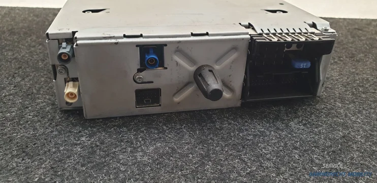 rneg-radio-cd-speler-met-bluetooth-en-navigatie-96661984xt-citroen-peugeot-origineel-gebruikt-2009-2013 — foto 3