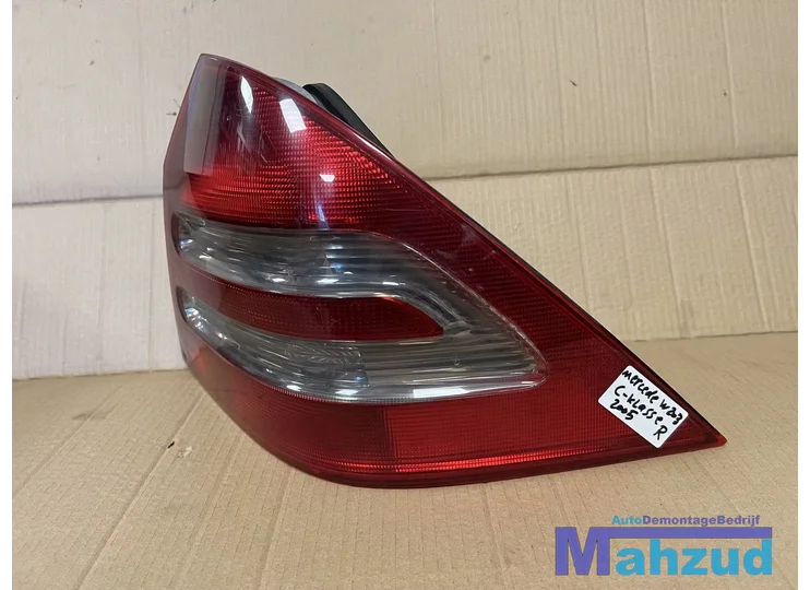 mercedes-c-klasse-w203-rechts-achterlicht-sedan-20002007