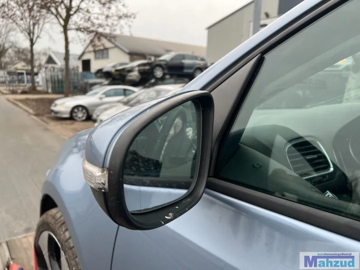 vw-golf-6-licht-blauw-la5q-links-spiegel-20092013 — foto 2