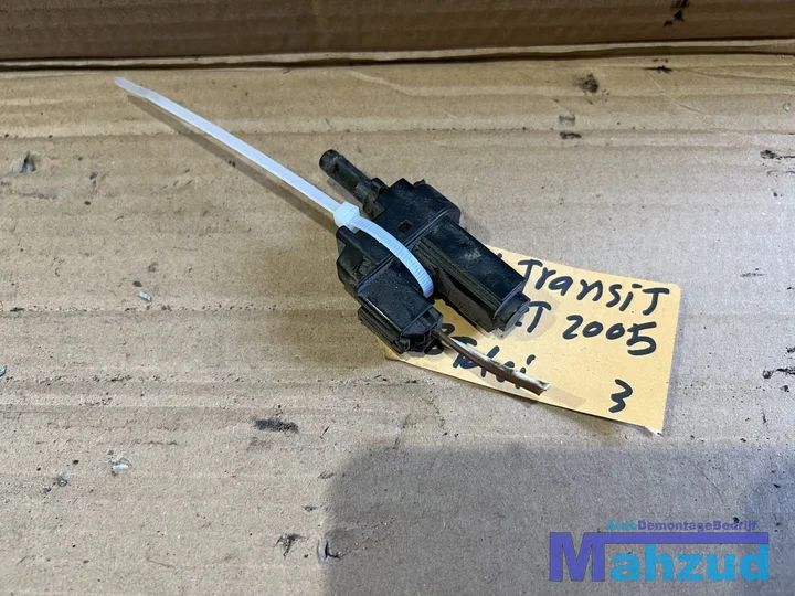 ford-transit-connect-koppeling-schakelaar-20022012