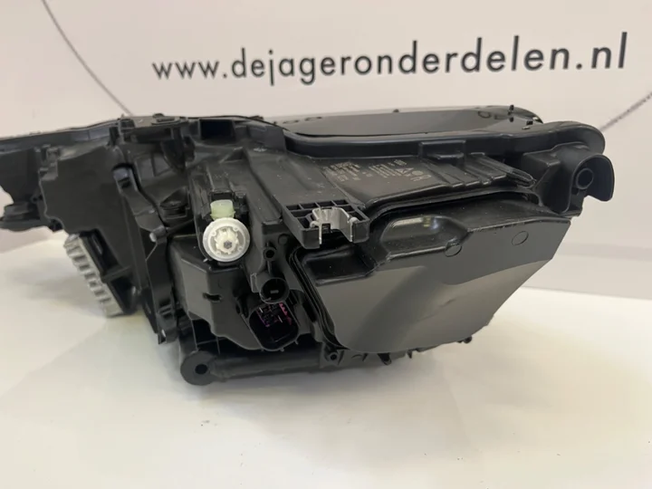 4k0-audi-a6-c8-vol-led-koplamp-rechts-4k0941034 — foto 5