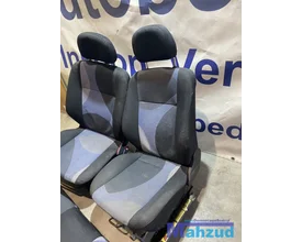 opel-corsa-b-5-deurs-interieur-voorstoel-bank-19932000 — foto 4