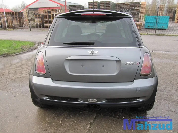 2004-mini-cooper-16-s-sport-demontage-sloop-37 — foto 6