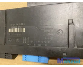 bmw-3-serie-e90-bcm-module-698330201-6135698330201 — foto 2