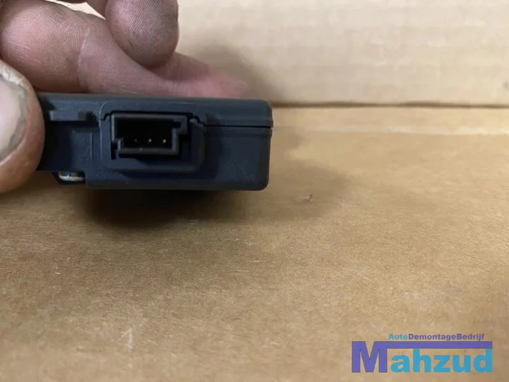 discovery-5-l462-dashboard-comfort-module-ecu-jpla15k622ab — foto 2
