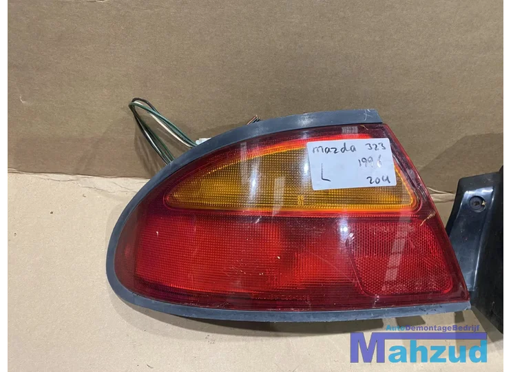 mazda-323-f-5-achterlicht-rechts-links-1994-1998