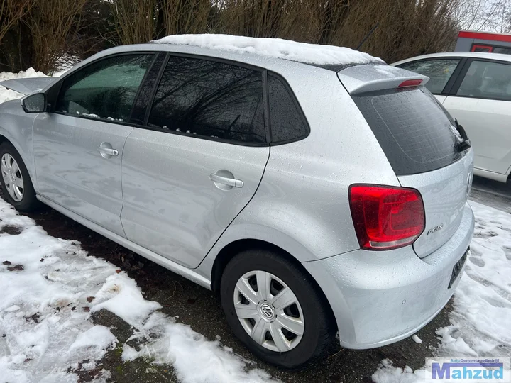 2010-vw-polo-6r-12-cgp-cgpb-la7w-zilver-demontage-onderdelen — foto 5