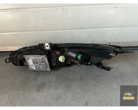 eu-68157104ar-160229a-130732948901-voorlamp-rechts-68157104ar-160229a-130732948901-jeep-cherokee-kl-led — foto 2