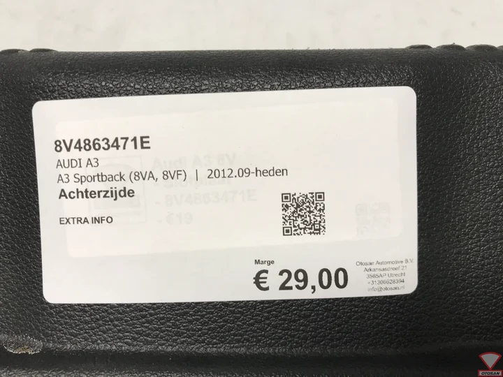 audi-a3-8v-sportback-2015-slotplaat-kofferbak-8v4863471e — foto 2