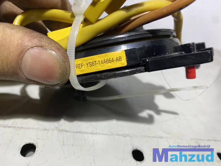 ford-ka-sleepring-airbagring-ys6t14a664ab — foto 3