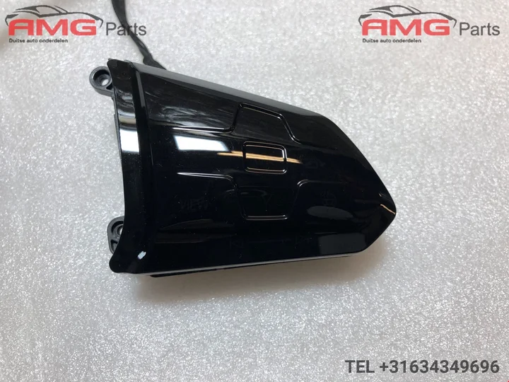vw-golf-8-gti-gtd-r-line-stuur-knopjes-1ea959442a — foto 3