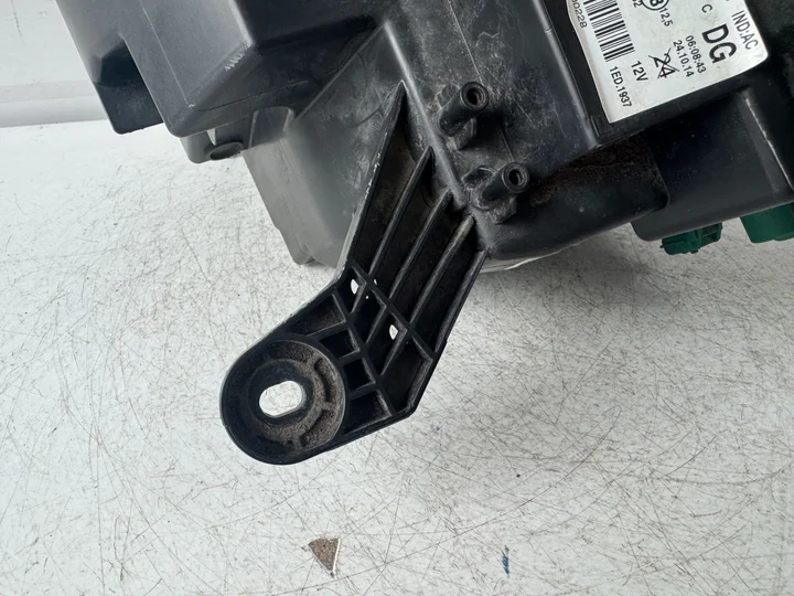 renault-twingo-3-koplamp-rechts-260105419r-2014 — foto 7