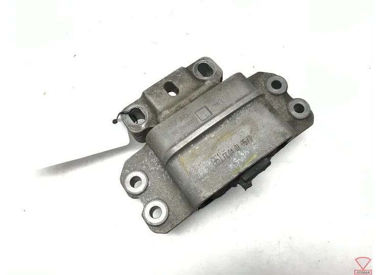 VW Golf 5 6 Seat Leon 1P Skoda VAG Motorsteun 1K0199555M