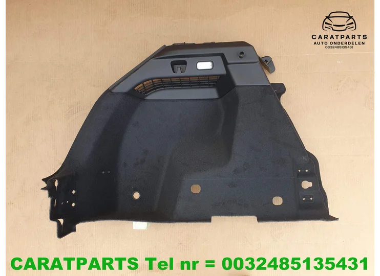 89A863879F 89A863879 Q4 e-tron Verpackung