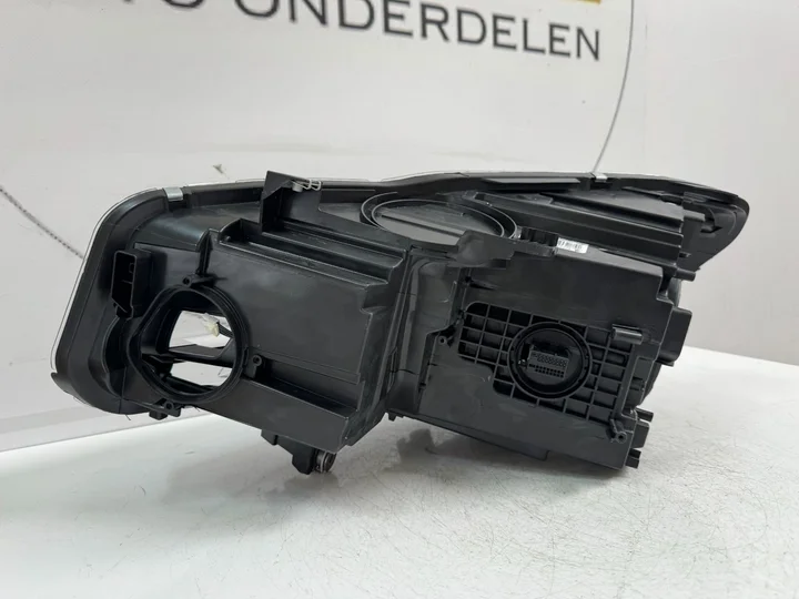 bmw-f45-f46-2-serie-vol-led-koplamp-rechts-7391402-2013 — foto 4