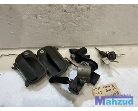 opel-corsa-b-contact-slot-set-met-3-sleutels-1994-1999