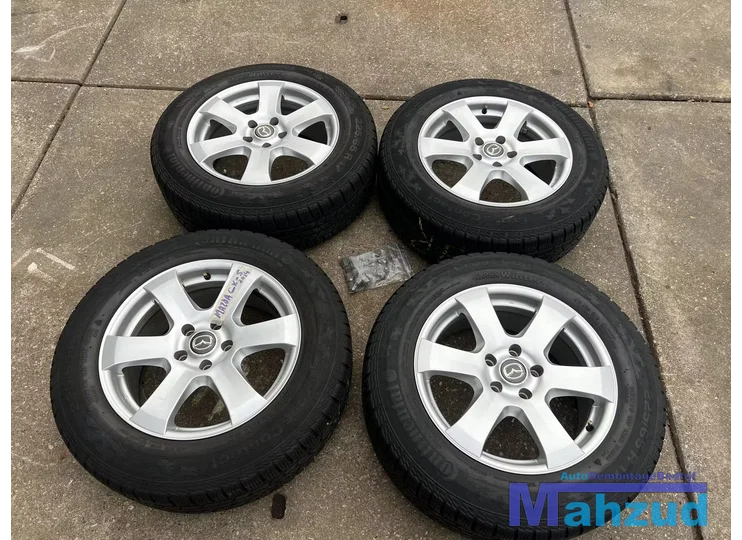 HYUNDAI KIA MAZDA CX5 CX-5 Velgen winter set 5x114.3 67.1 17 inch