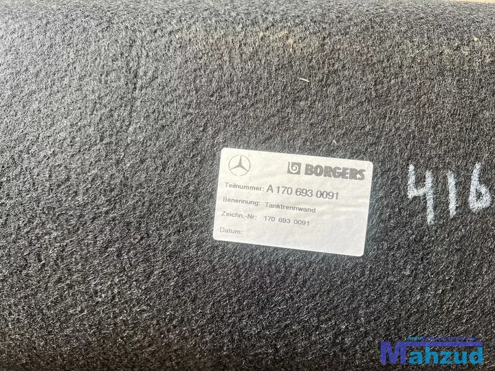 mercedes-slk-r170-kofferruimte-bekleding-a1706930091 — foto 2