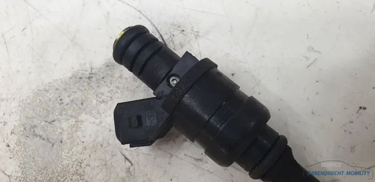 benzine-injector-bmw-3-5-7-serie-1427240-origineel-gebruikt-1995-2010 — foto 2
