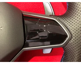 vw-tiguan-r-stuur-met-airbag-r-line-dsg-stuurverwarming — foto 3