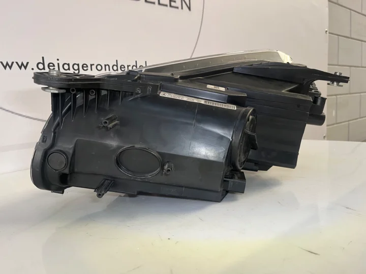 mercedes-w172-r172-slk-xenon-koplamp-rechts-a1728204461 — foto 6