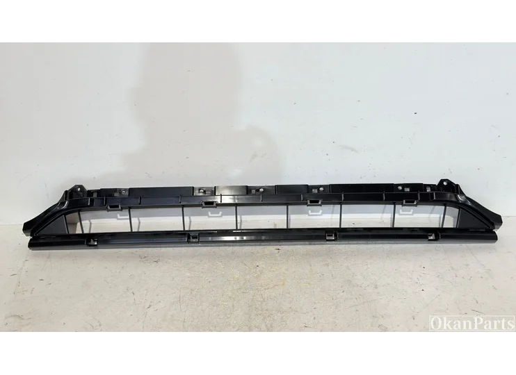Calandre inférieure Audi Q5 80A 80A807647B