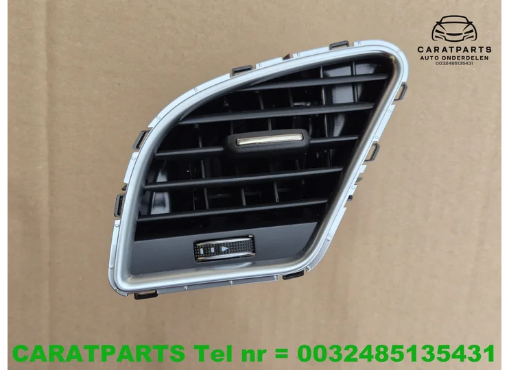 8T1820901G Grille d'aération pour tableau de bord Audi A5 A4 RS5 RS4 S5 S4