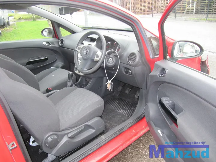 2011-opel-corsa-d-12-demontage-sloop-onderdelen-59 — foto 11