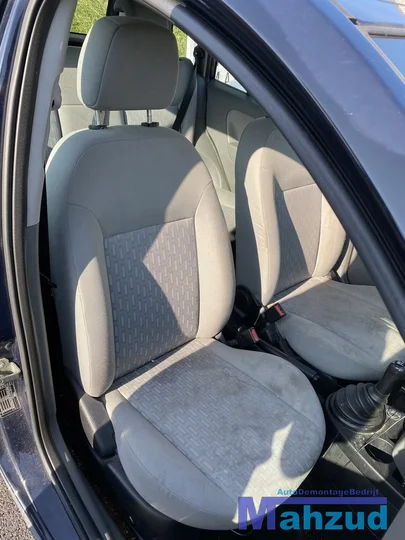 2004-ford-fusion-14-16v-fxja-fxjb-fxjc-blauw-84-demontage — foto 16