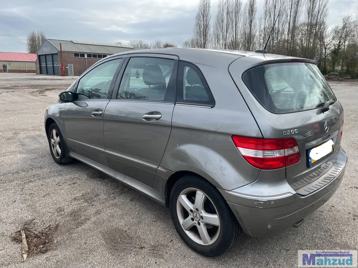 2006-mercedes-b-klasse-w245-20-grijs-748-266960-demontage — foto 5