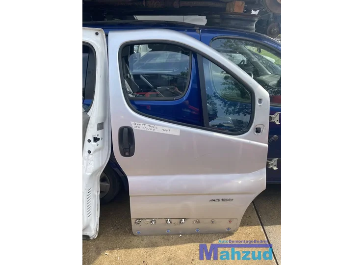 Opel vivaro Renault trafic rechter voor deur grijs portier