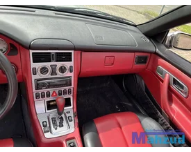 mercedes-slk-r170-rood-dashboard-delen-middenconsole-handschoenenkast — foto 2