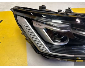 volkswagen-multivan-t7-7t1941082b-koplamp-rechts — foto 3
