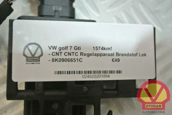 vw-golf-7-cnt-regelapparaat-brandstof-lek-8k0906651c — foto 3