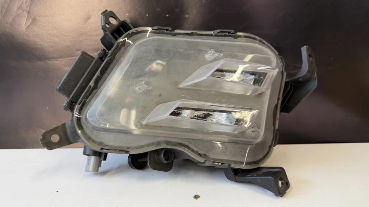 led-dagrijverlichting-rechts-koplamp-kia-sportage-v5-halogeen-92202r2000 — foto 2
