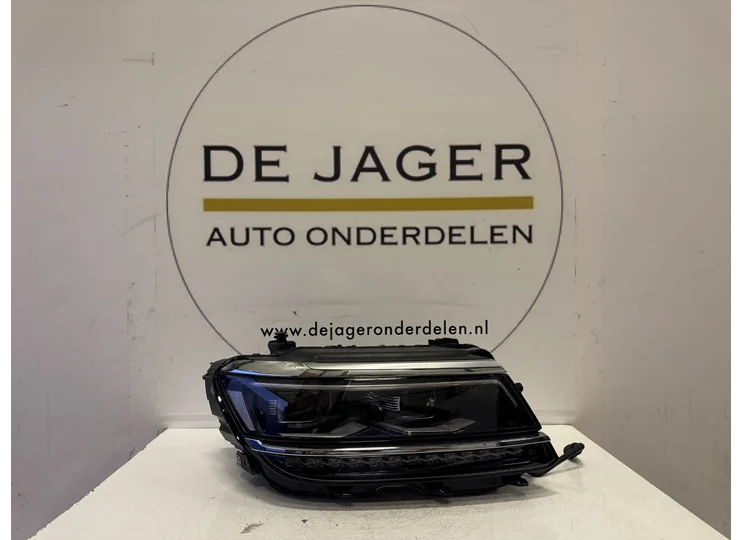 VW TIGUAN 5NA FULL LED KOPLAMP RECHTS 5NN941082 2016-