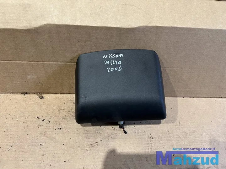 nissan-micra-k12-derde-remlicht