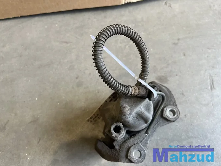 mercedes-cls-c219-w211-links-achter-remklauw-remtang — foto 3