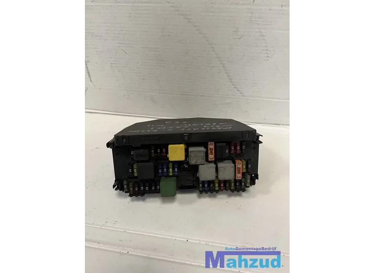 MERCEDES C KLASSE W204 2.2 CDI SAM Module A2129005712