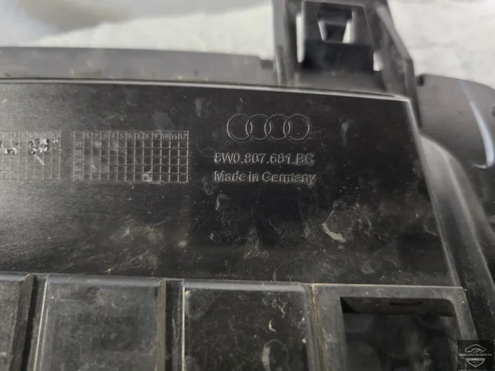 audi-a4-8w-fl-1924-voorbumper-rooster-links-8w0807681bc — foto 2