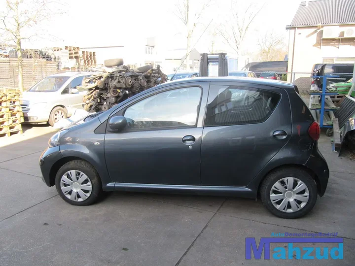 2010-toyota-aygo-b1-10-demontage-sloop-234 — foto 3