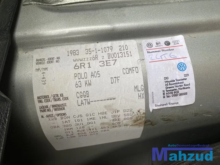 2010-vw-polo-6r-14-dsg-cgg-cggb-mlg-la7w-demontage-onderdelen — foto 21