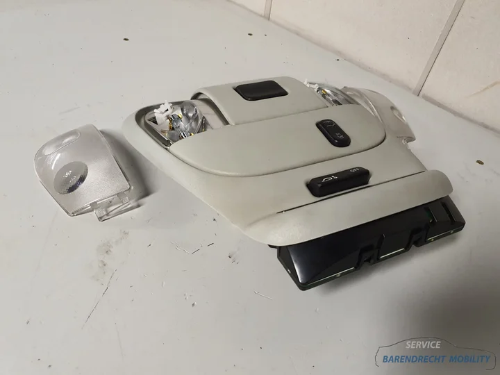 binnenverlichting-mercedes-w163-ml-m-klasse-16228387-origineel-gebruikt-1998-2004 — foto 3