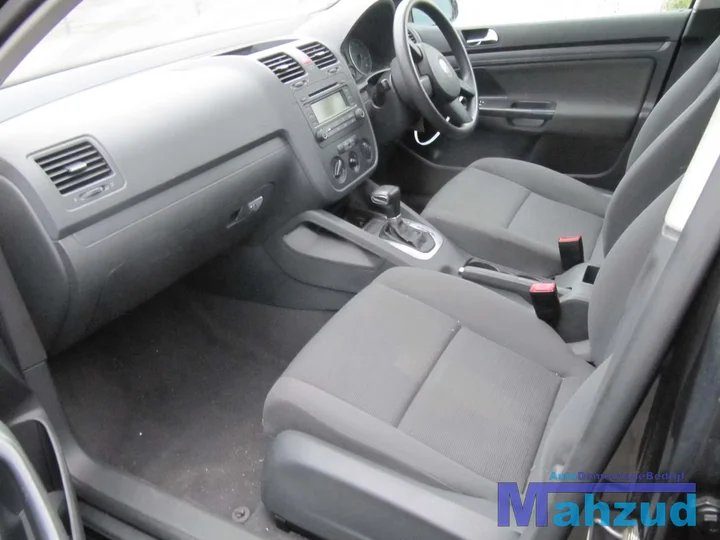 volkswagen-golf-5-16-fsi-demontage-sloop — foto 11