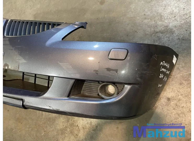 mitsubishi-lancer-7-grijs-voorbumper-compleet-a39
