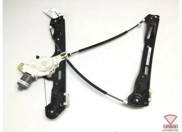 BMW 1 Serie E87 Raammechanisme + Motor Rechts Voor 7067769S