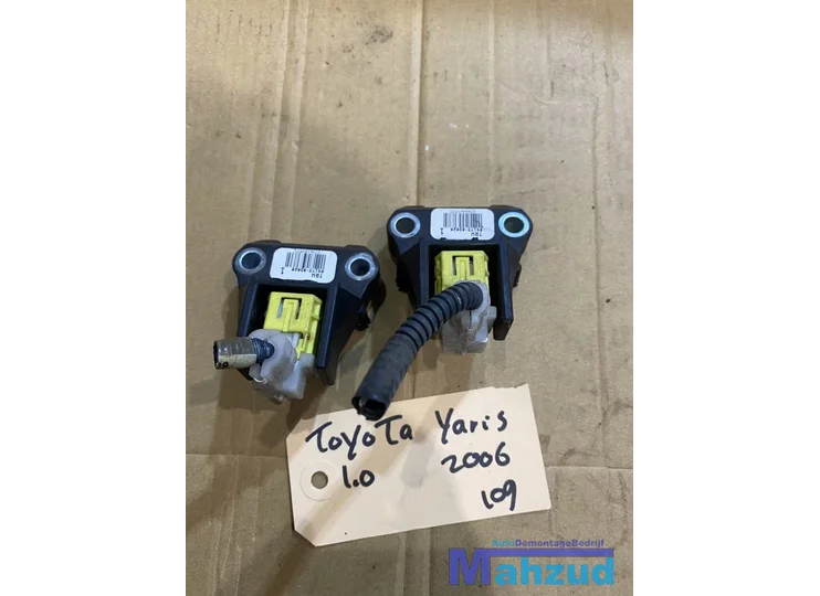TOYOTA YARIS 2 P9 Airbag crash sensor links rechts voor