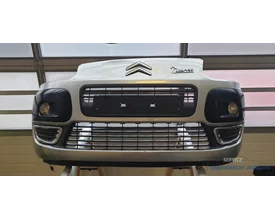 voorbumper-met-grille-citroen-c3-picasso-zilver-origineel-gebruikt-mistlampen