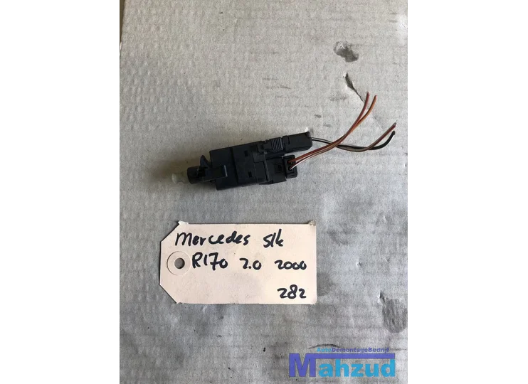 Mercedes SLK R170 Remlicht schakelaar 0015450109